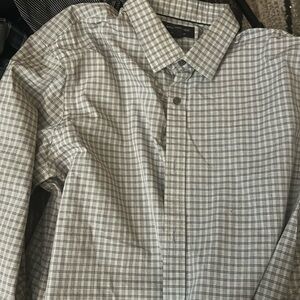 Men’s banana republic XL button up plaid shirt